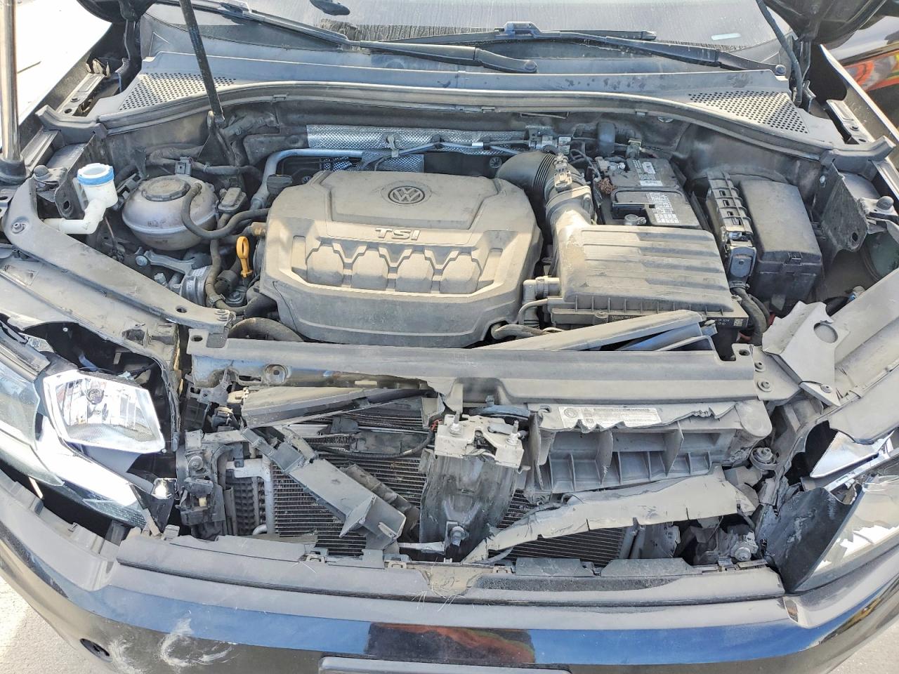 2020 VOLKSWAGEN TIGUAN SE photo 12