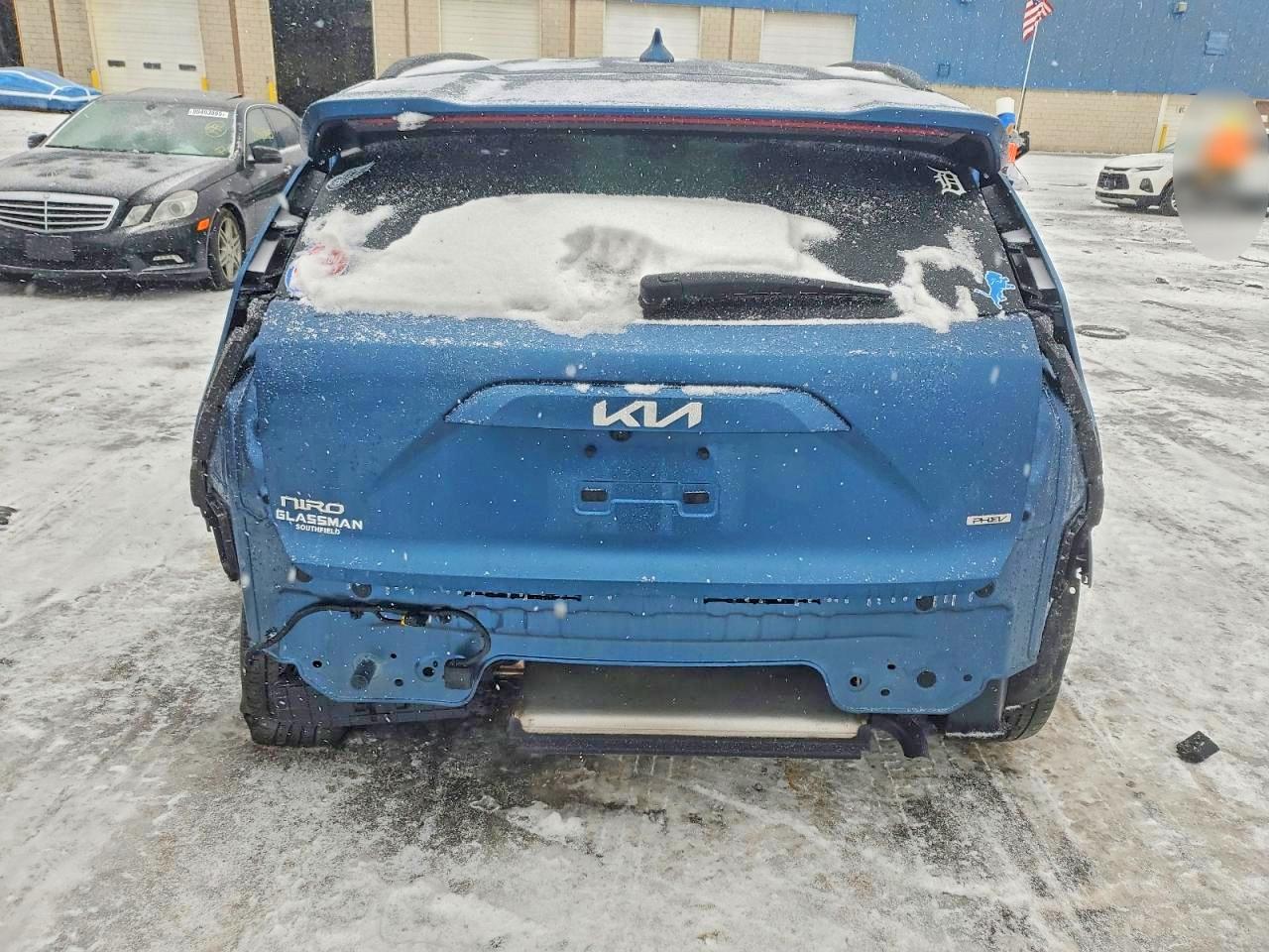 2023 KIA NIRO EX photo 6