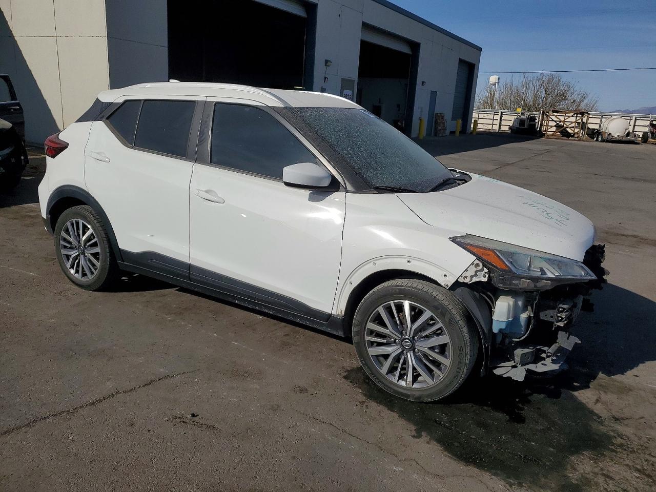 2021 NISSAN KICKS SV photo 4