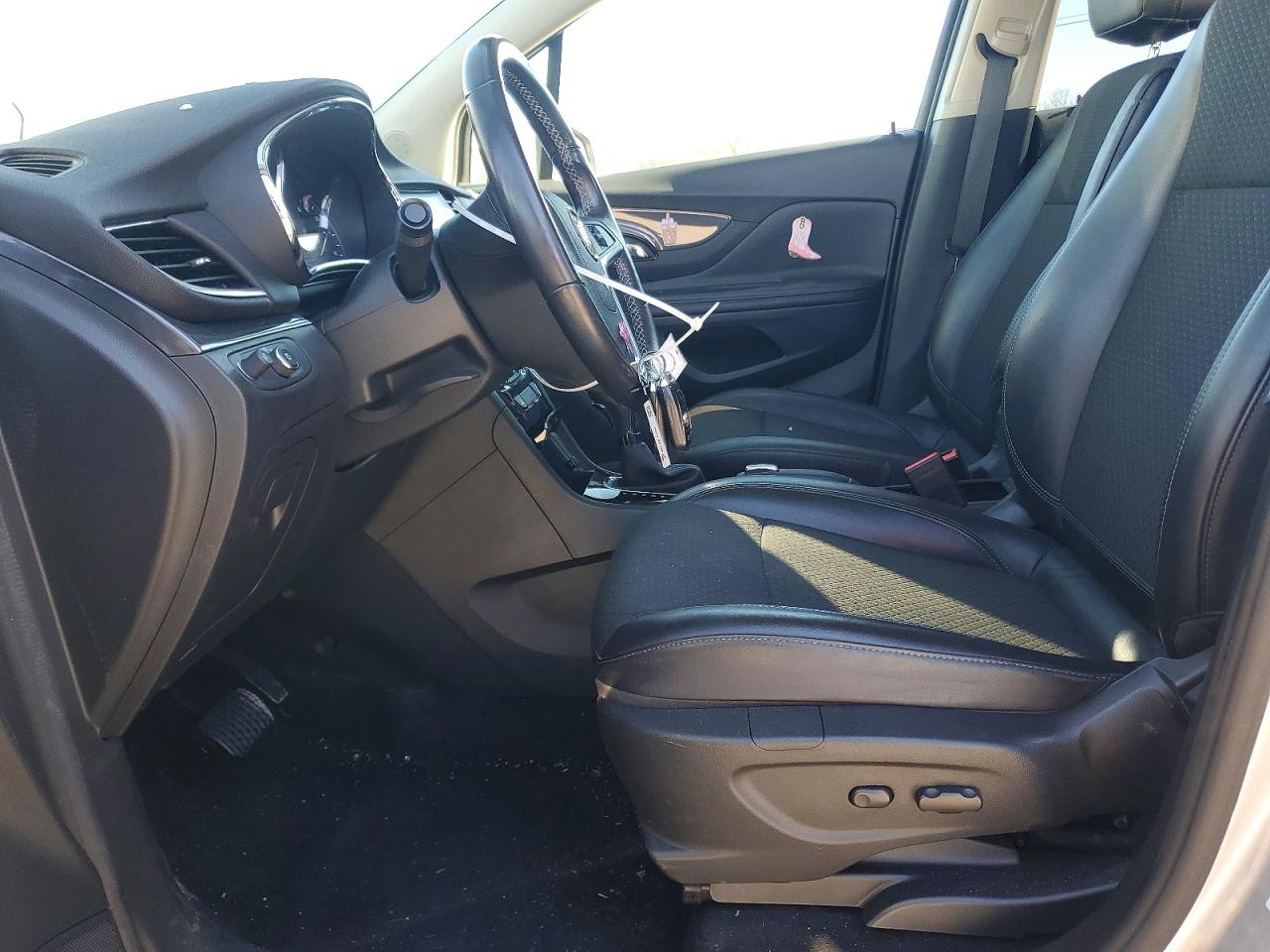 2019 BUICK ENCORE PREFERRED photo 7