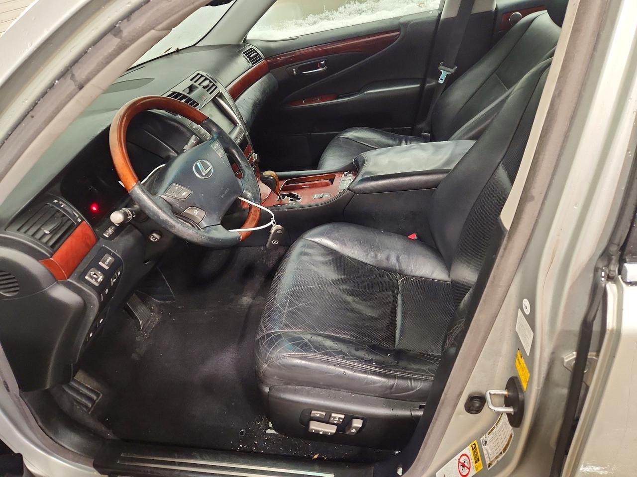 2007 LEXUS LS 460 photo 7