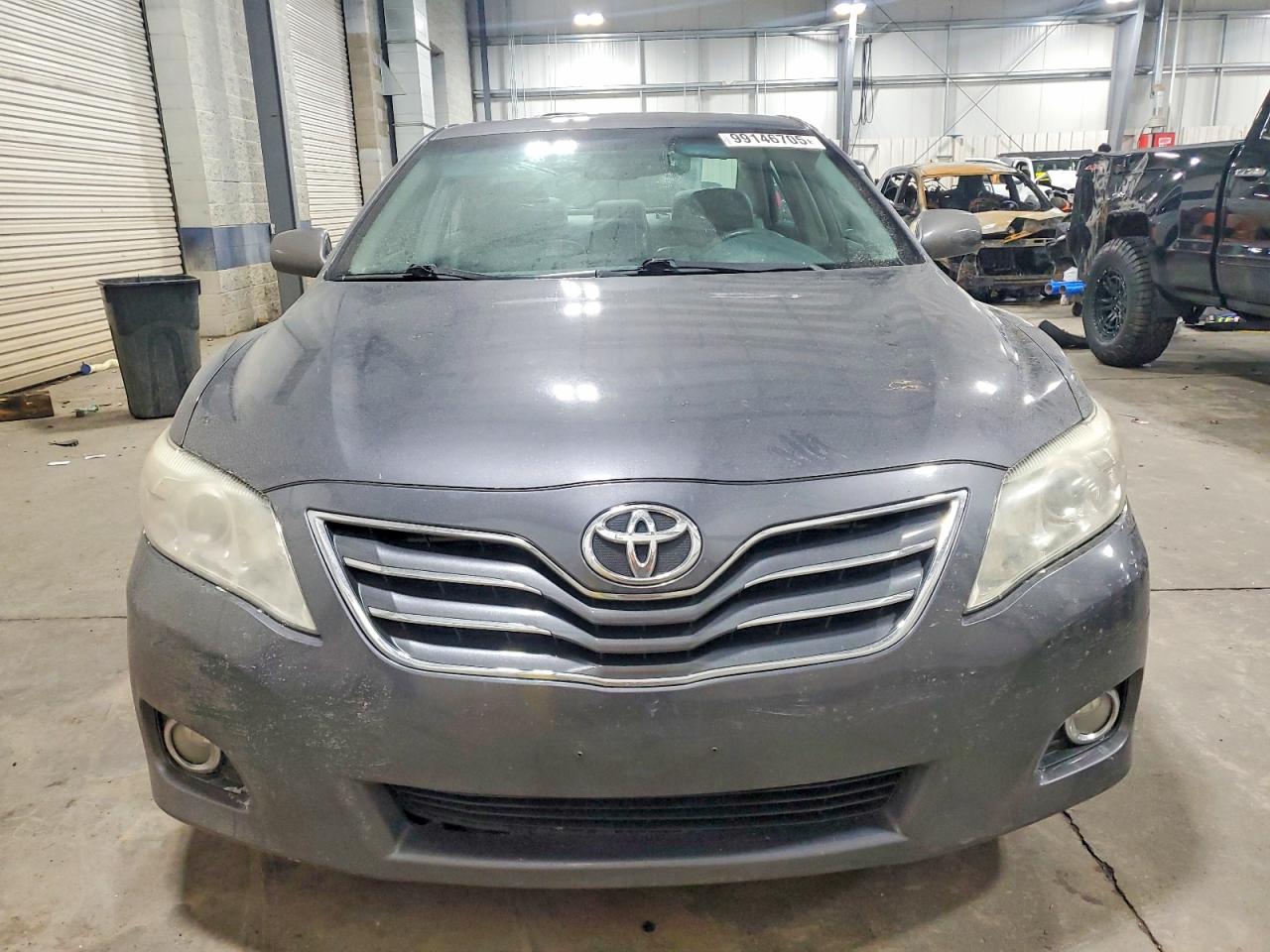 2011 TOYOTA CAMRY BASE photo 5