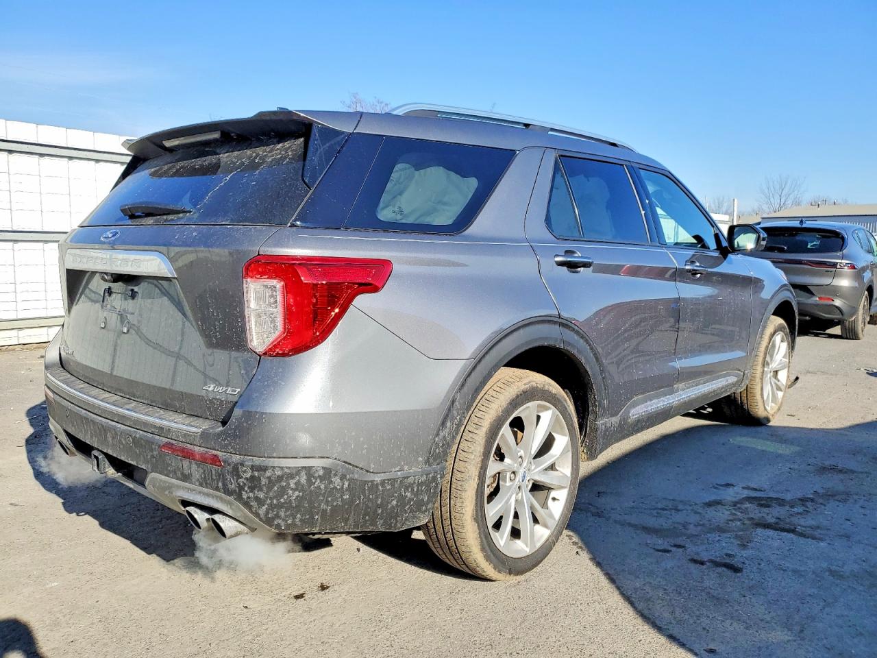 2023 FORD EXPLORER PLATINUM photo 3
