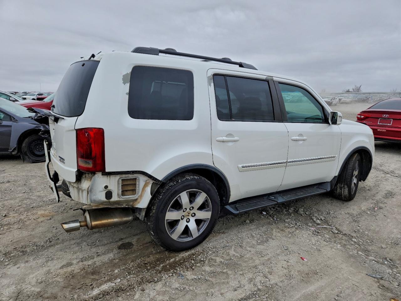 2013 HONDA PILOT TOURING photo 3