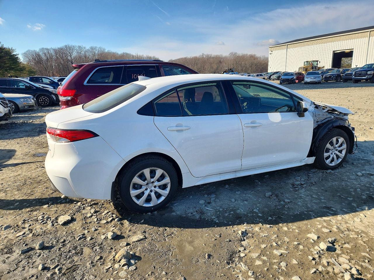 2025 TOYOTA COROLLA LE photo 5