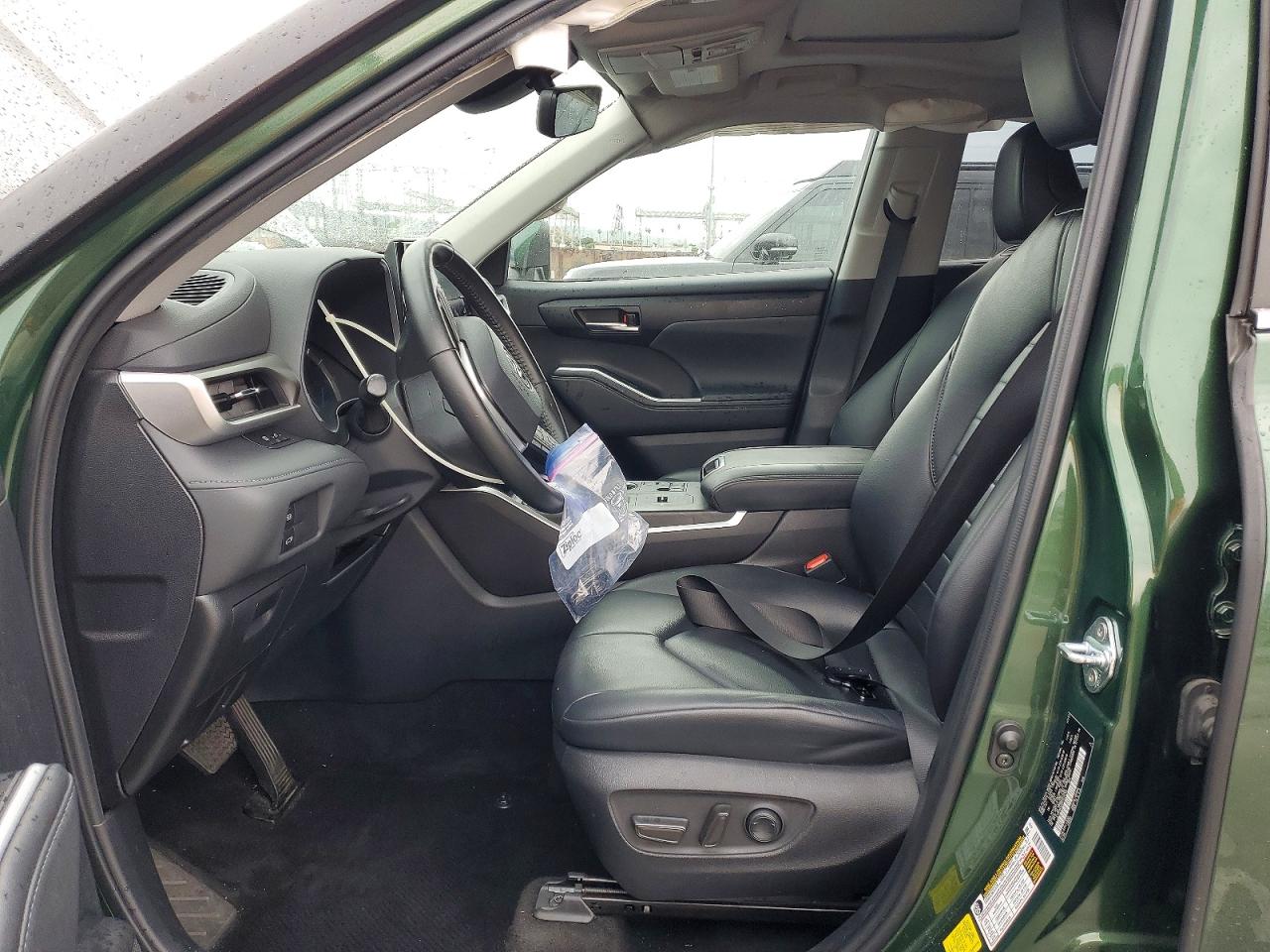 2023 TOYOTA HIGHLANDER HYBRID XLE photo 13
