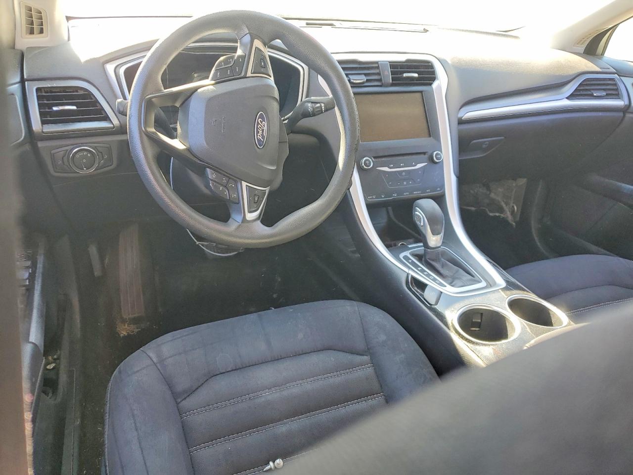 2013 FORD FUSION SE photo 8