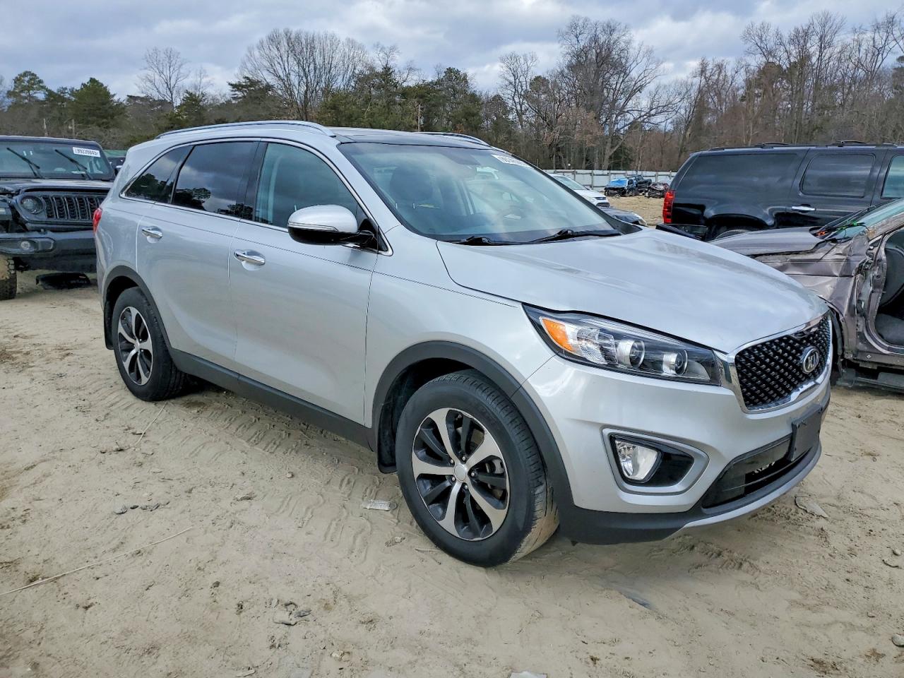 2016 KIA SORENTO EX photo 4