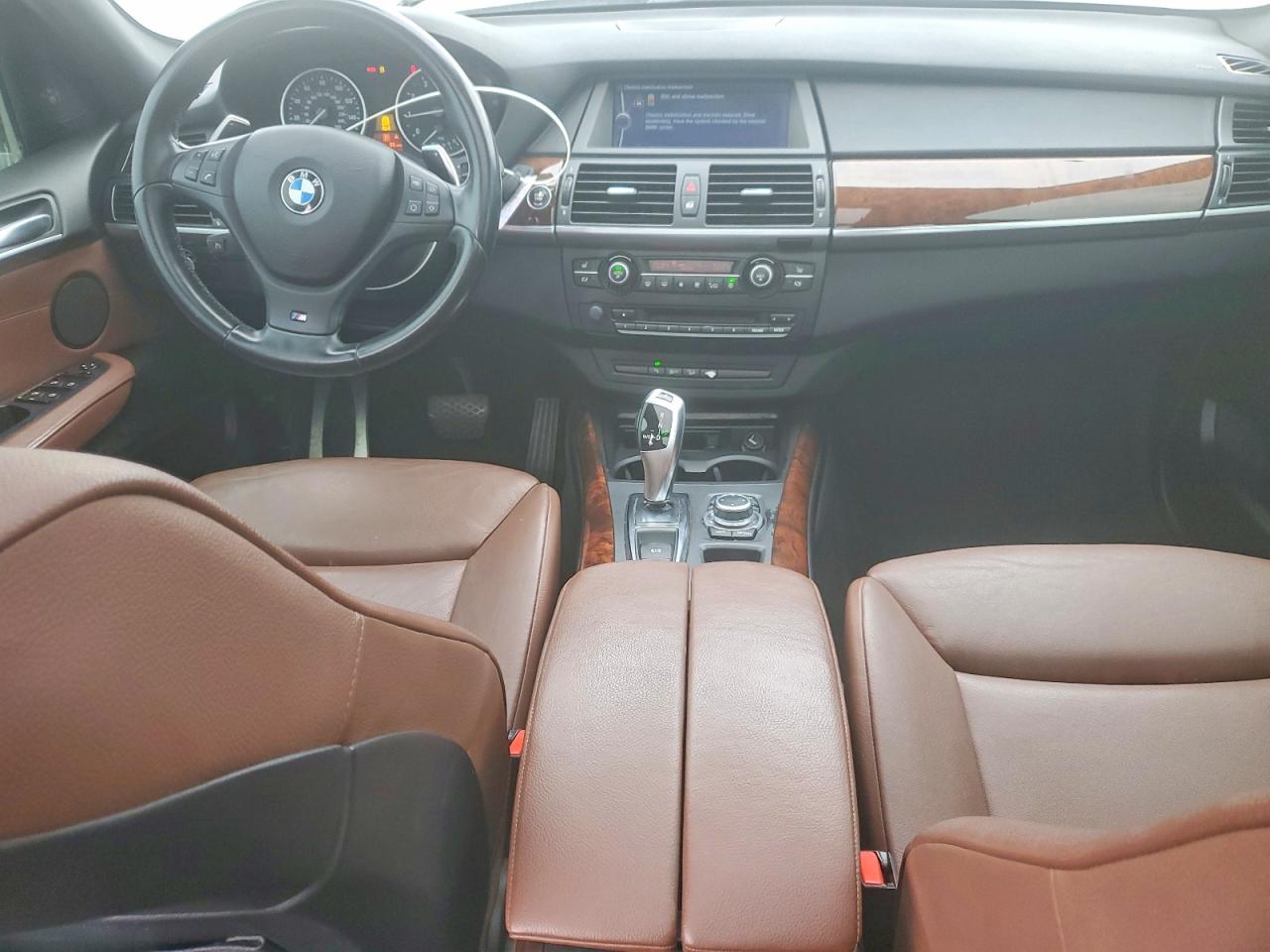 2012 BMW X5 XDRIVE35I photo 8