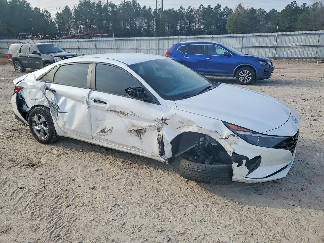 2022 HYUNDAI ELANTRA SE photo 4
