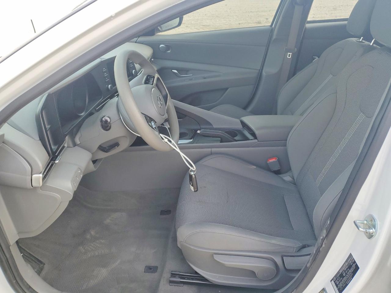 2022 HYUNDAI ELANTRA SE photo 7