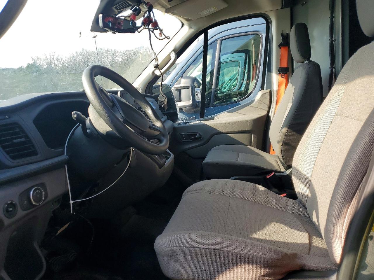 2020 FORD TRANSIT 250 DELIVERY VAN photo 13