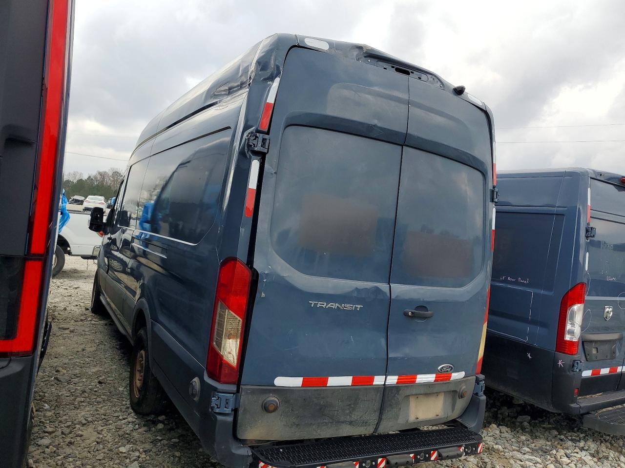 2020 FORD TRANSIT 250 DELIVERY VAN photo 3