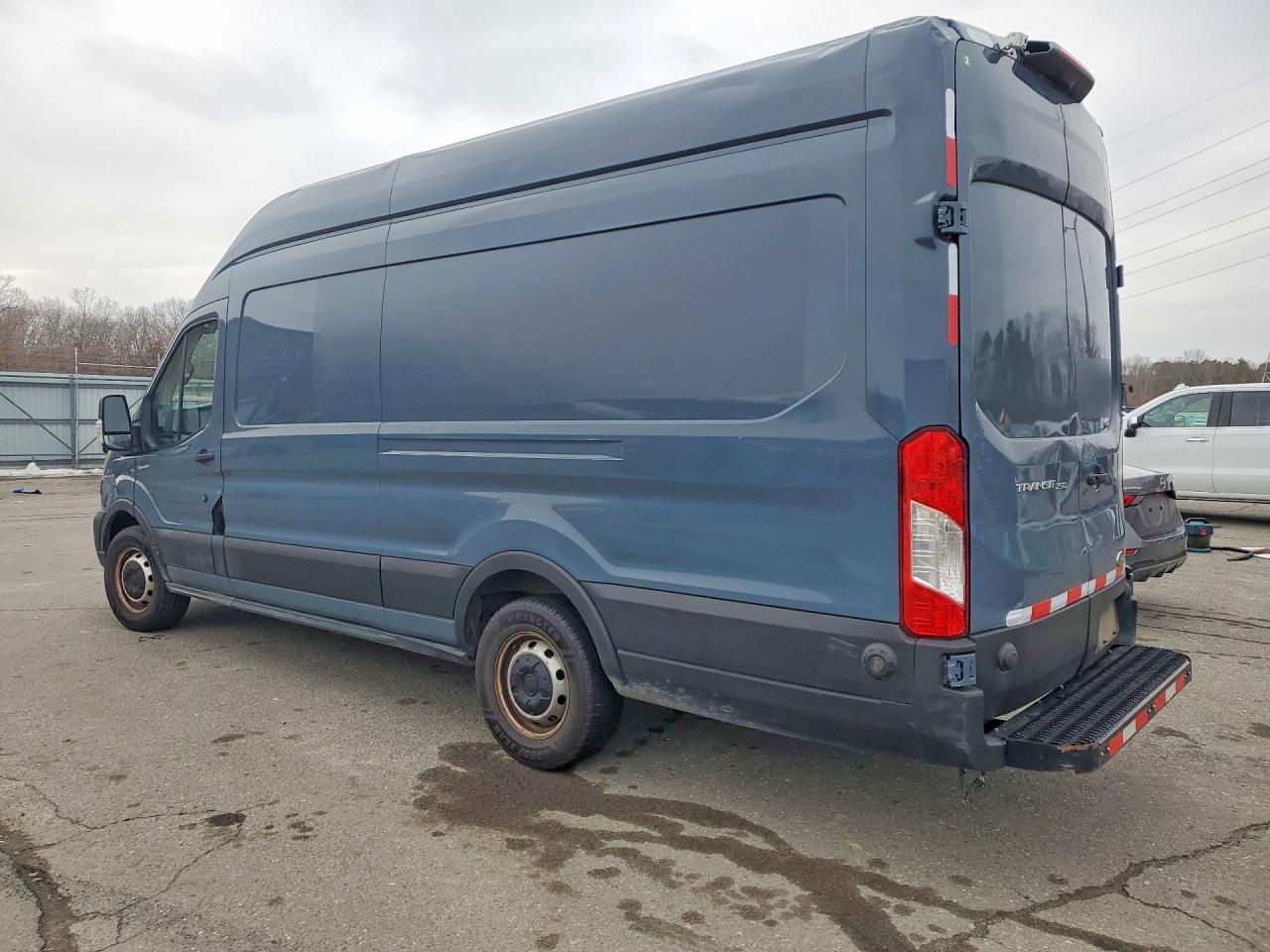 2020 FORD TRANSIT 250 DELIVERY VAN photo 2