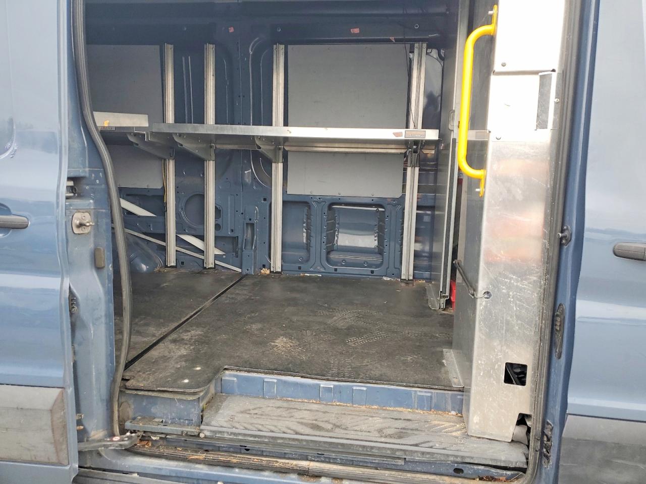 2020 FORD TRANSIT 250 DELIVERY VAN photo 11