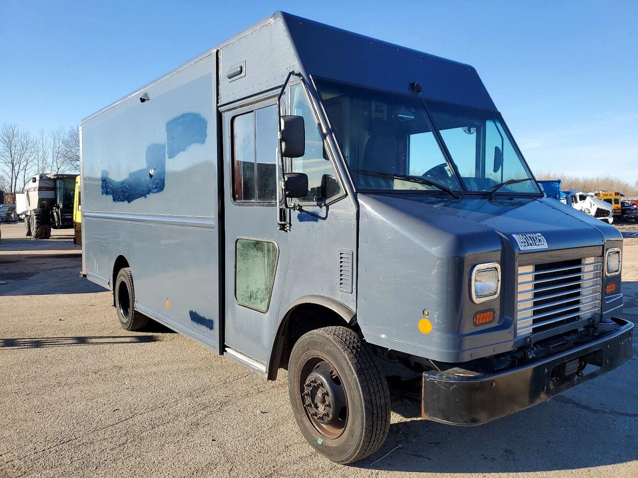 2020 FORD DELIVERY TRUCK photo 4