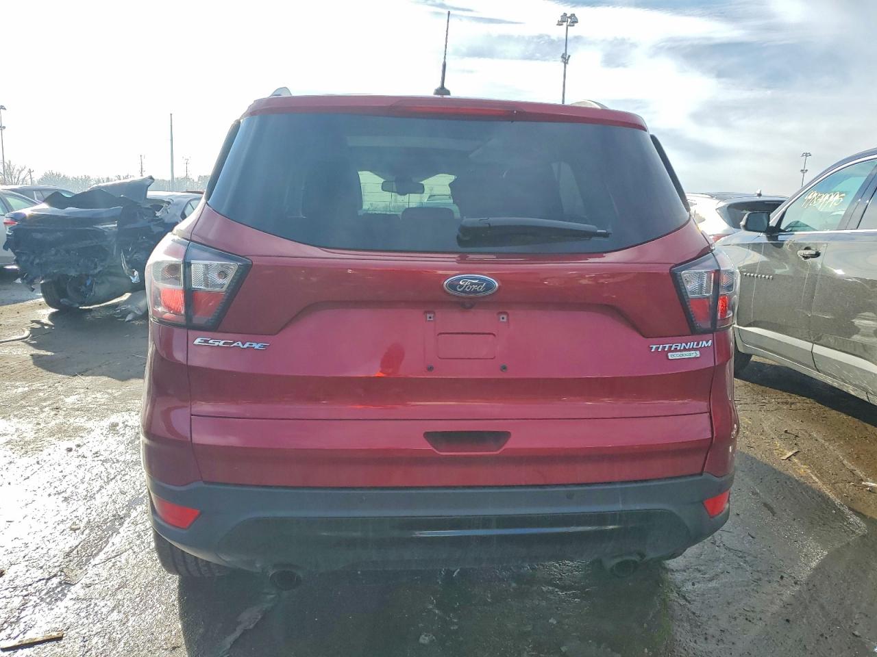 2017 FORD ESCAPE TITANIUM photo 6