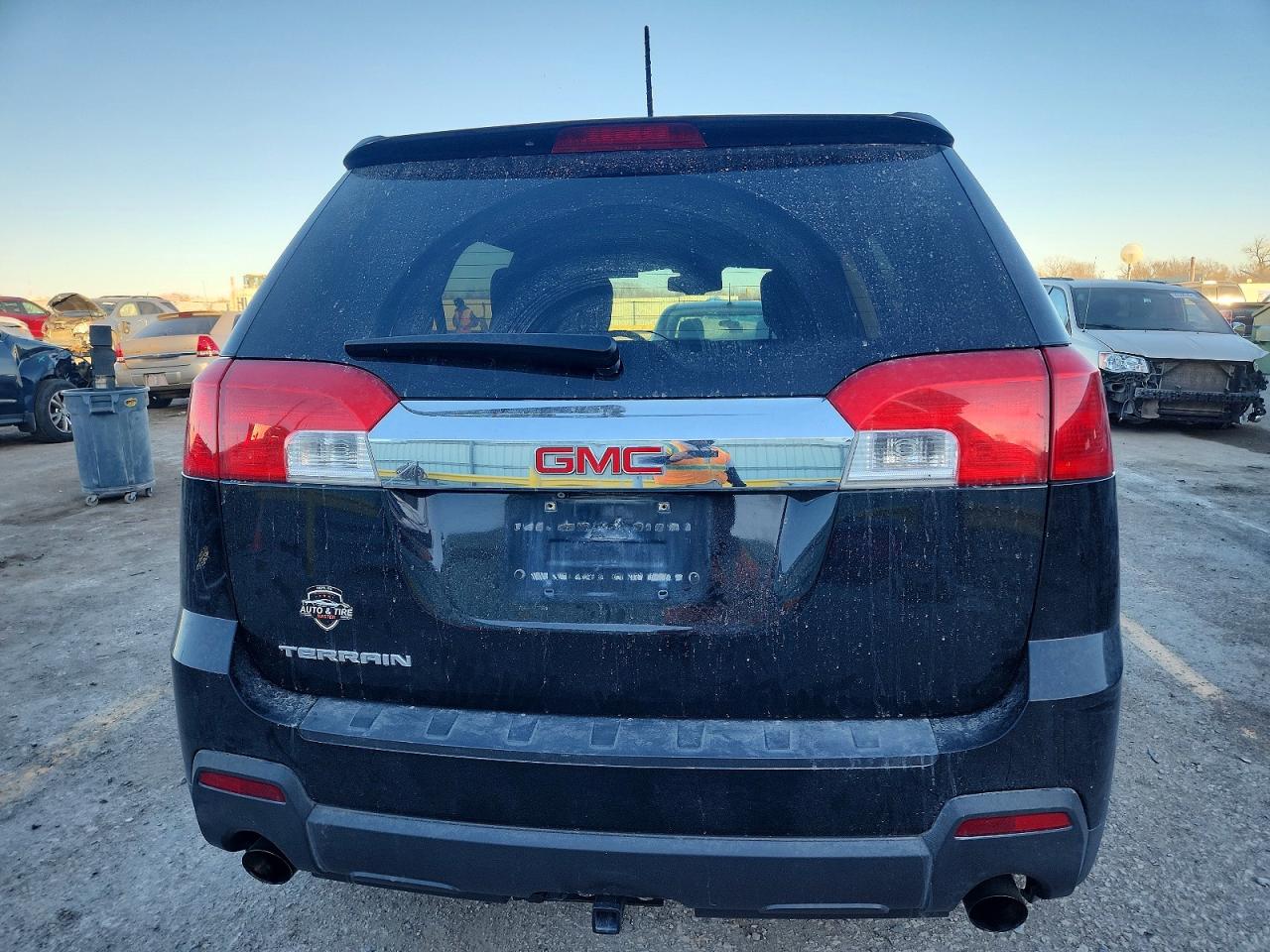 2015 GMC TERRAIN SLE photo 6