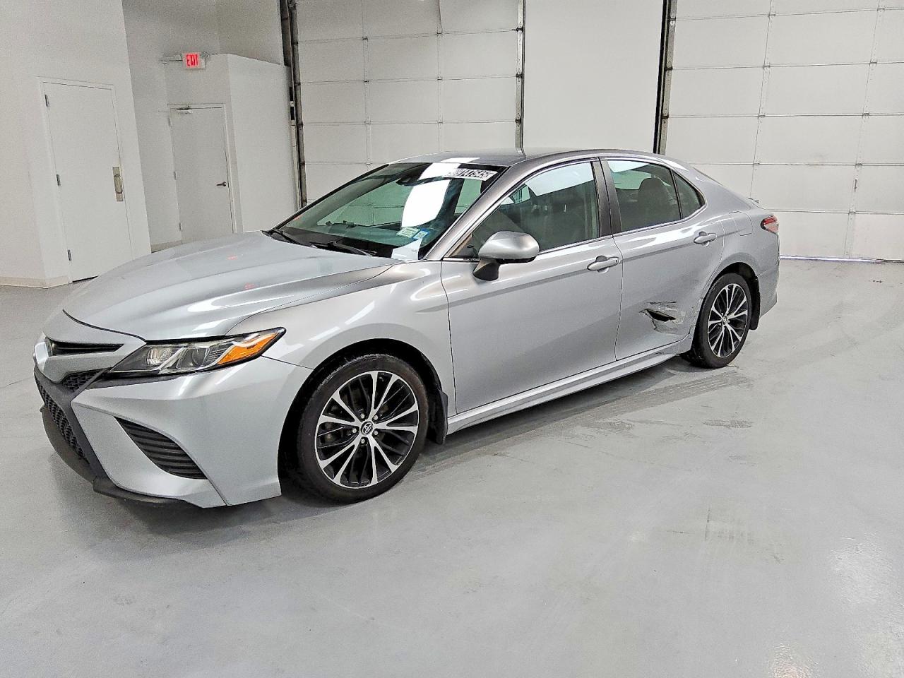 2019 TOYOTA CAMRY