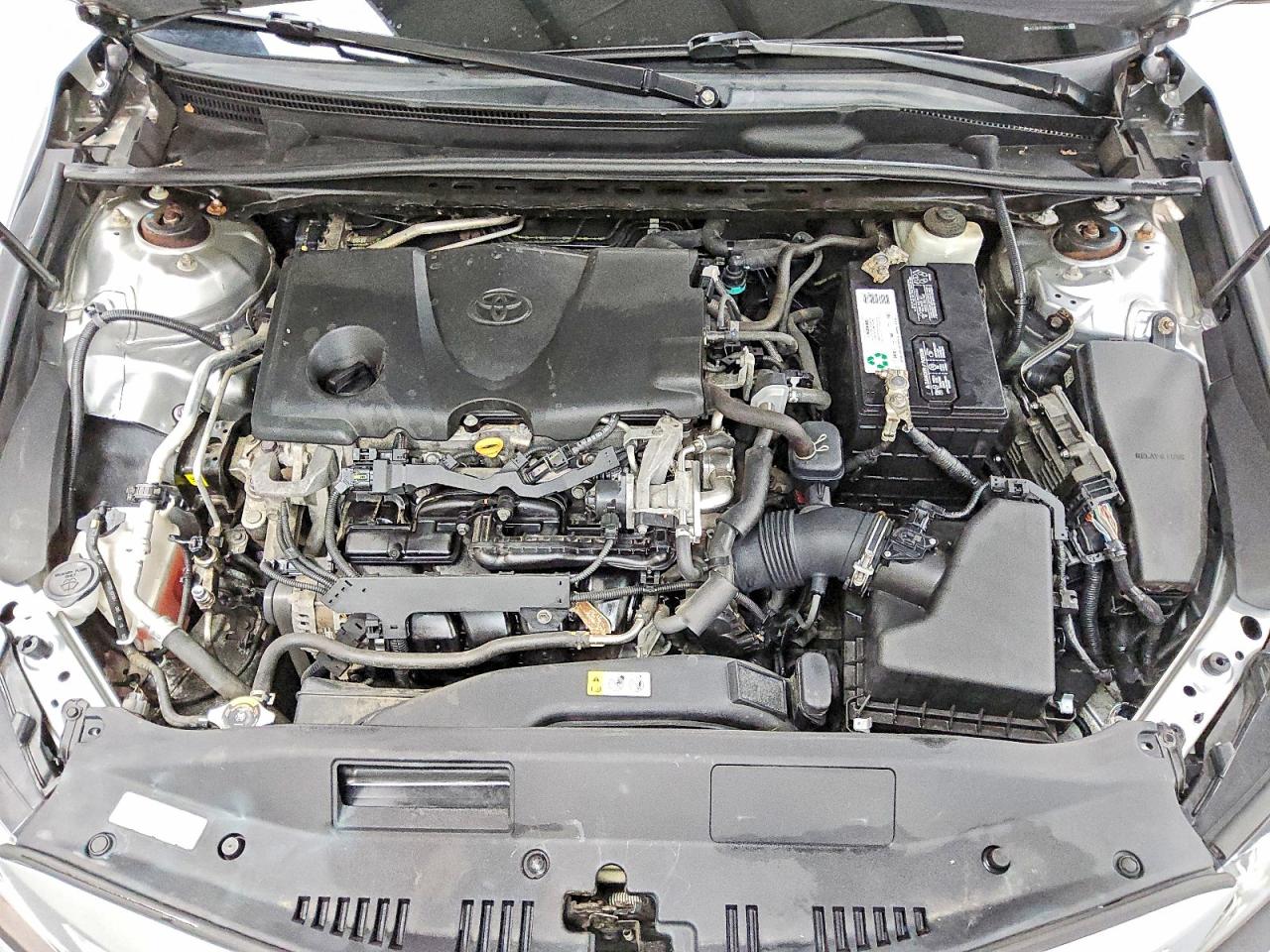 2019 TOYOTA CAMRY SE photo 11