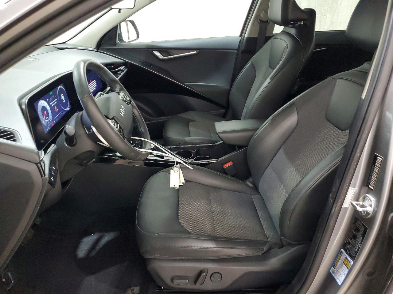 2023 KIA NIRO WIND photo 13