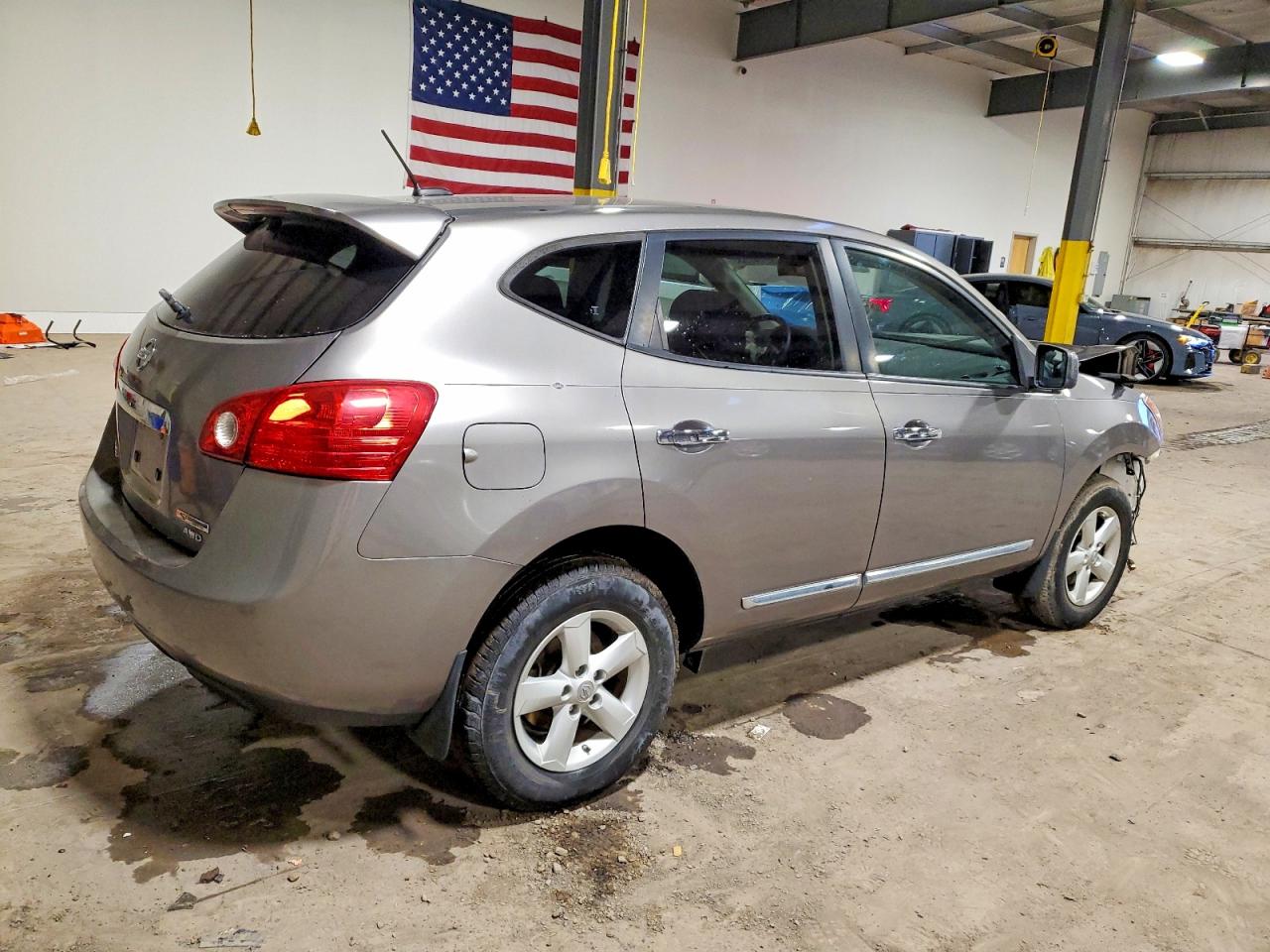2013 NISSAN ROGUE S photo 5