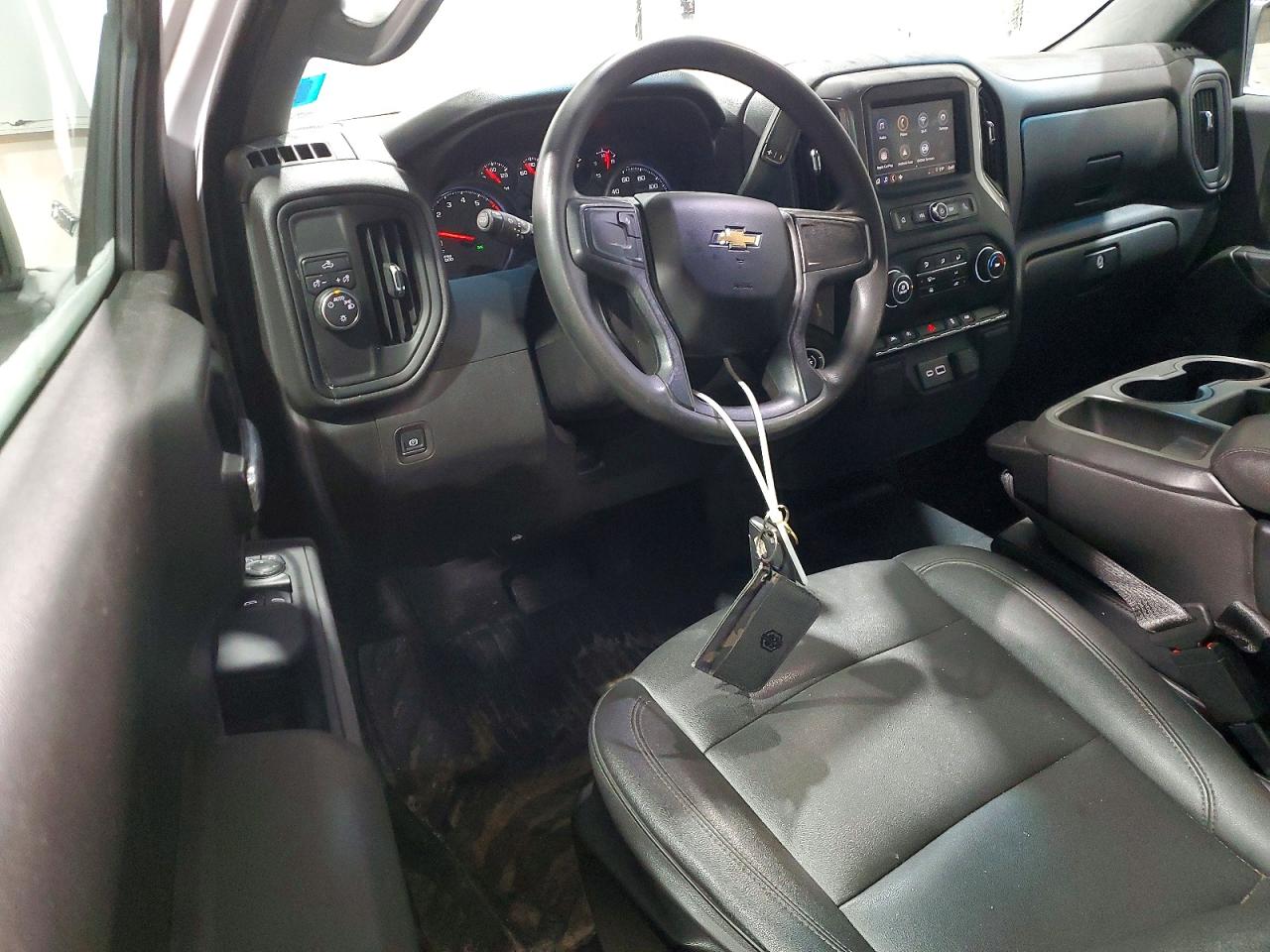 2023 CHEVROLET SILVERADO C1500 photo 8