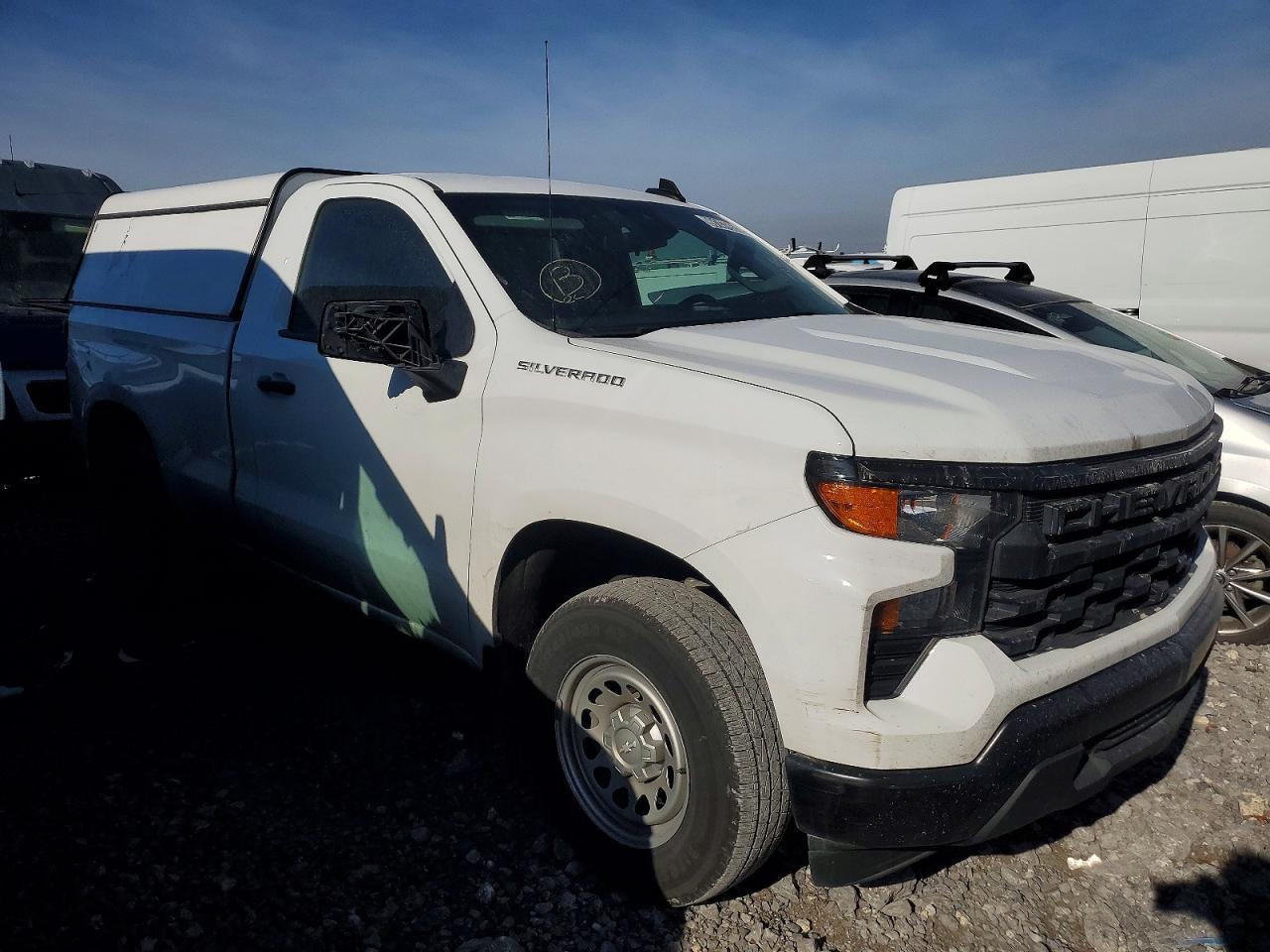 2023 CHEVROLET SILVERADO C1500 photo 4