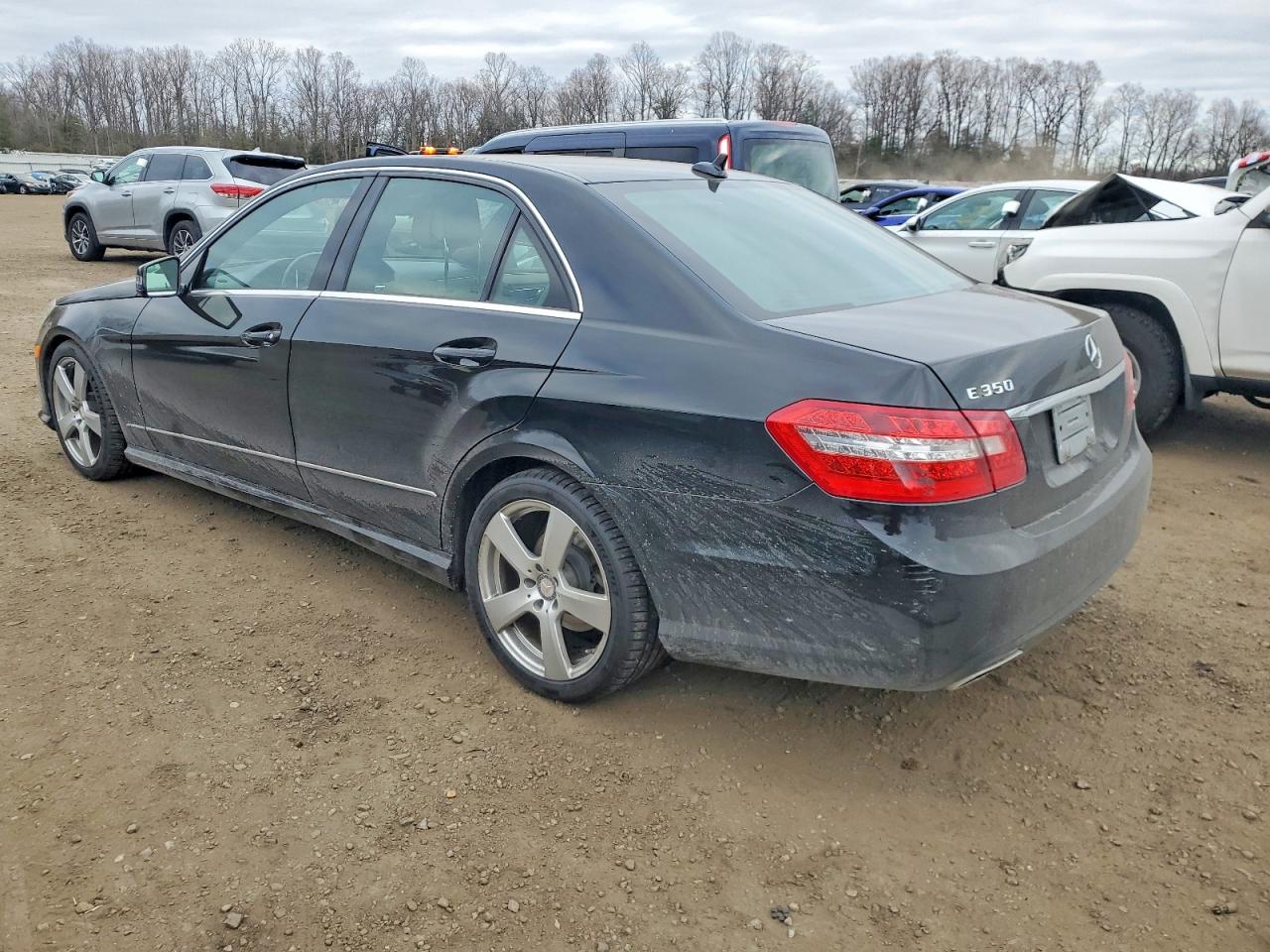 2011 MERCEDES-BENZ E 350 photo 2