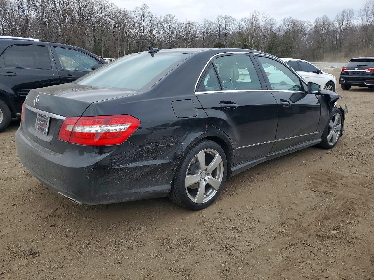 2011 MERCEDES-BENZ E 350 photo 3