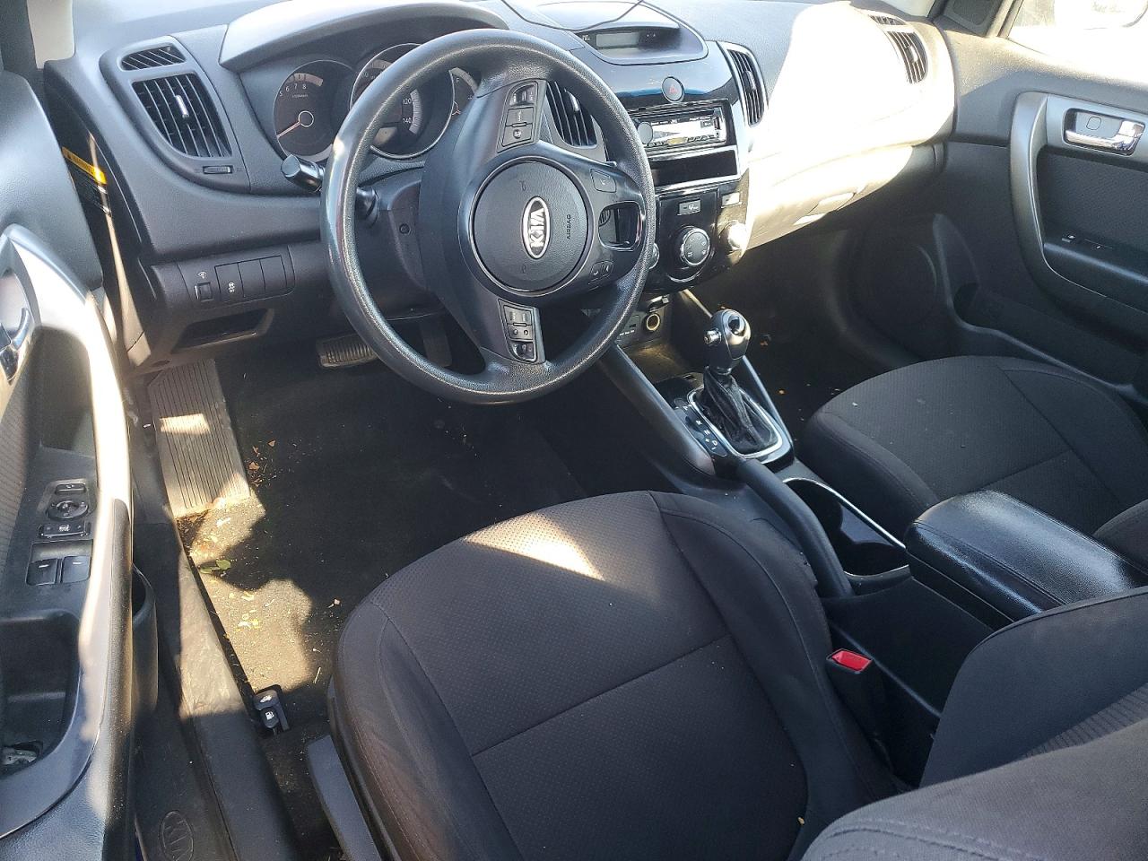 2013 KIA FORTE EX photo 8