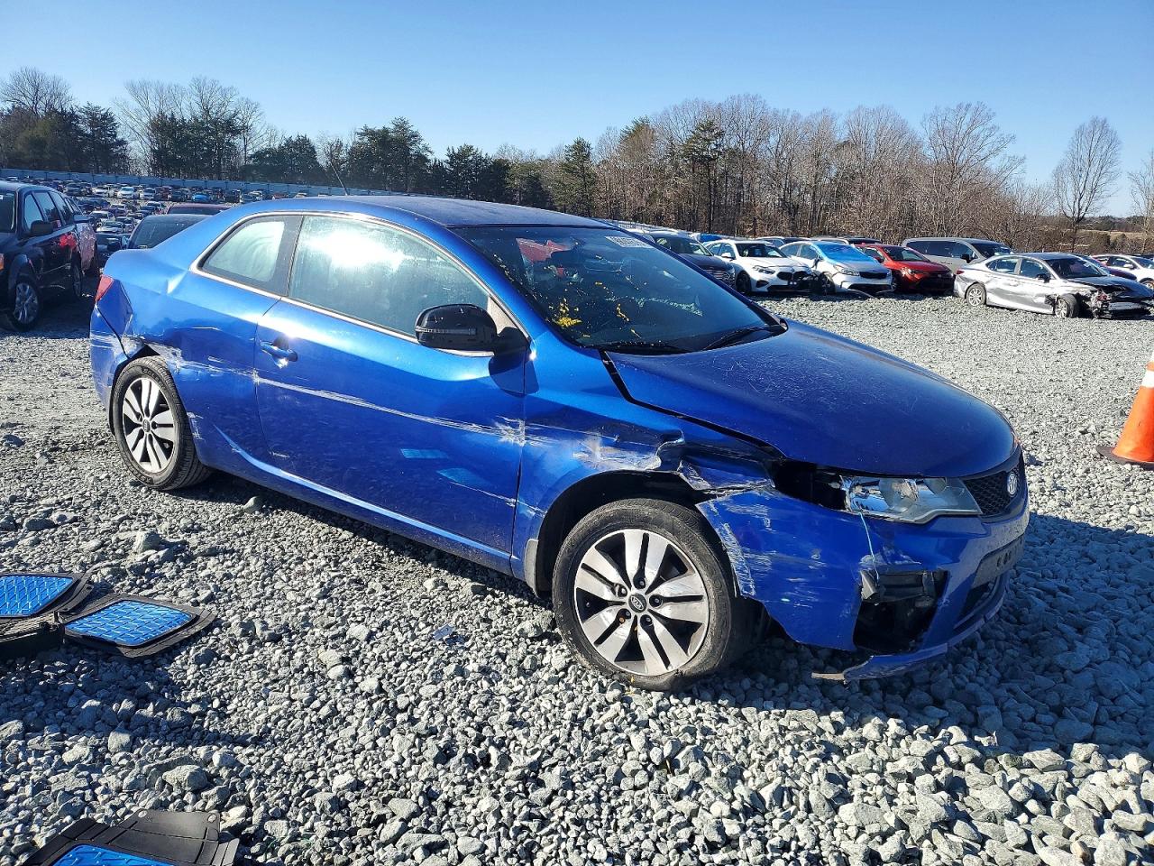 2013 KIA FORTE EX photo 4