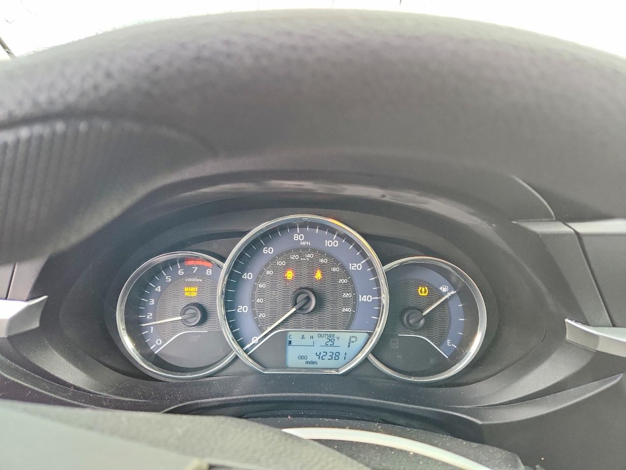 2015 TOYOTA COROLLA L photo 9