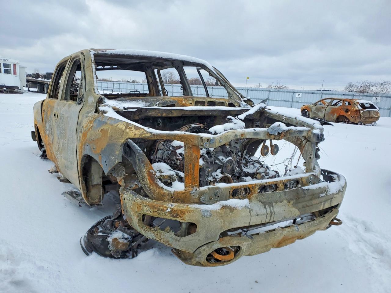 2023 RAM 1500 REBEL photo 4