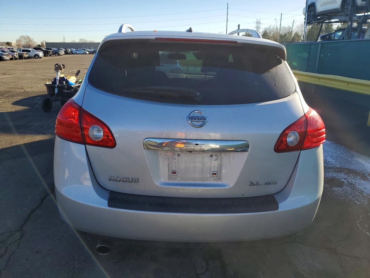 2013 NISSAN ROGUE S photo 6