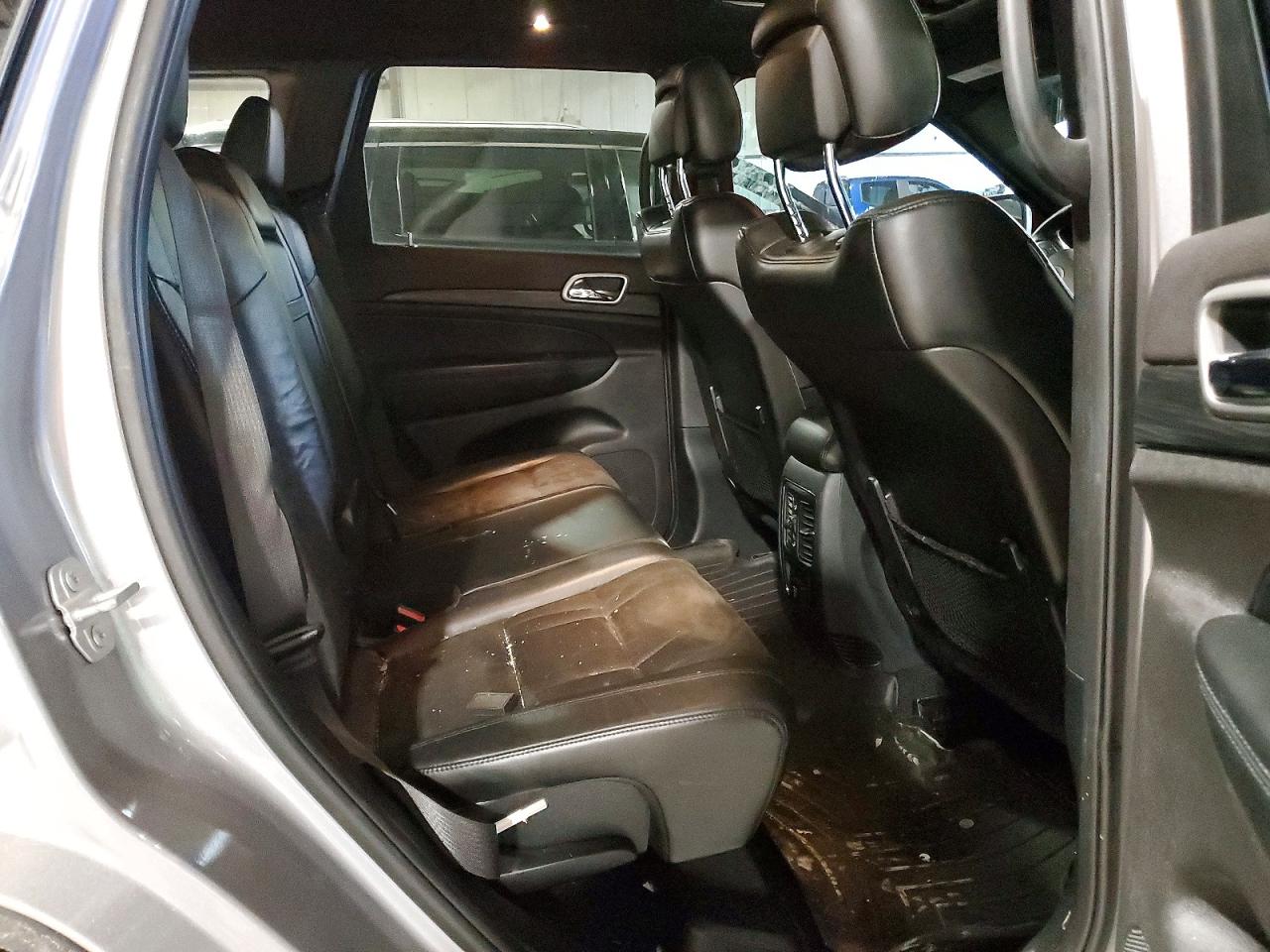 2019 JEEP GRAND CHEROKEE LAREDO photo 31