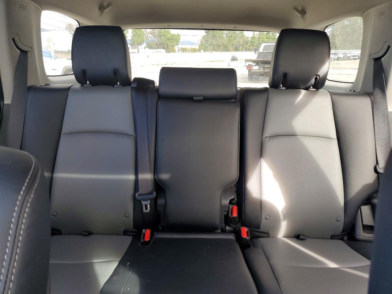 2022 TOYOTA 4RUNNER SR5 PREMIUM photo 10