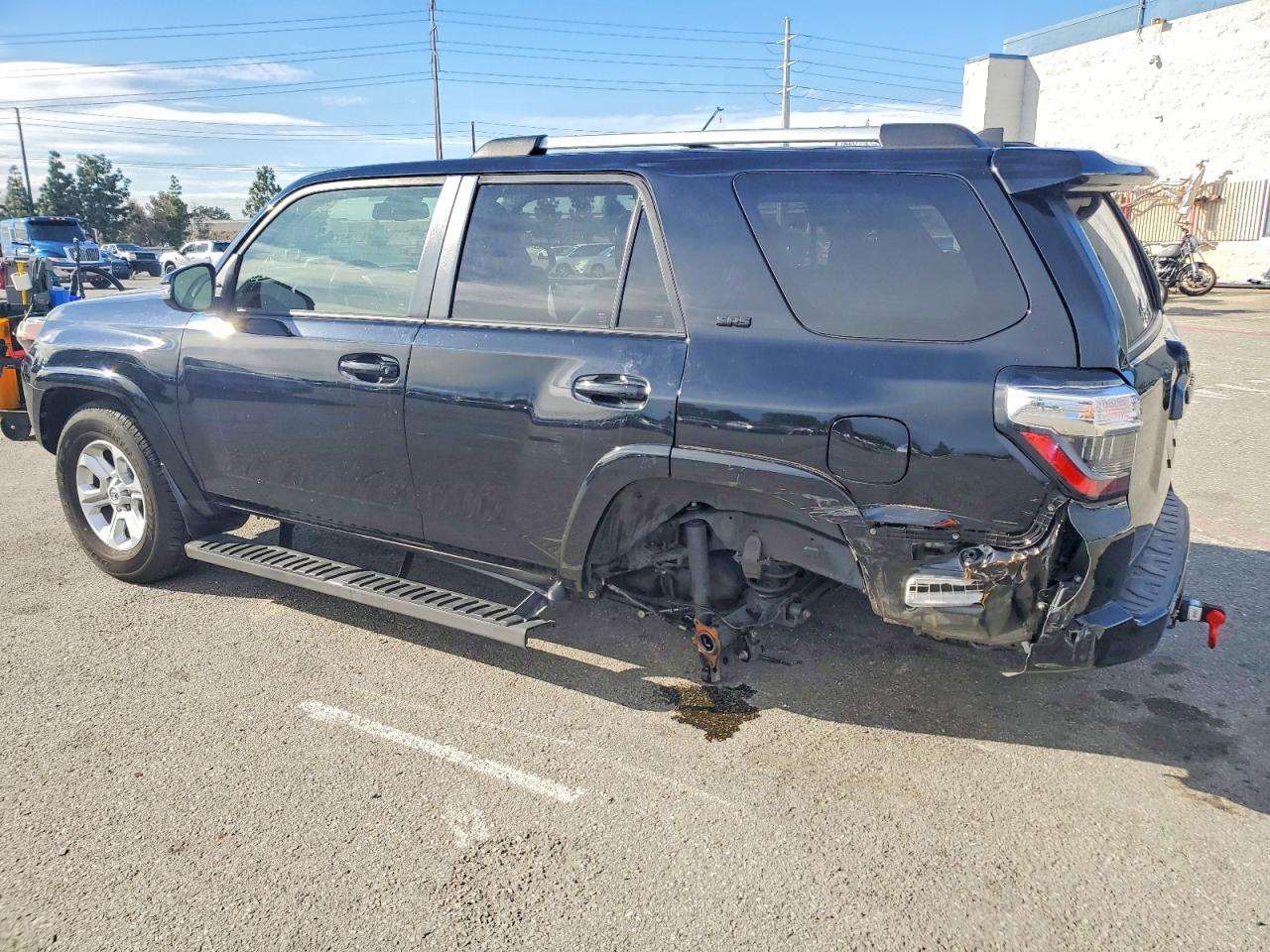 2022 TOYOTA 4RUNNER SR5 PREMIUM photo 2