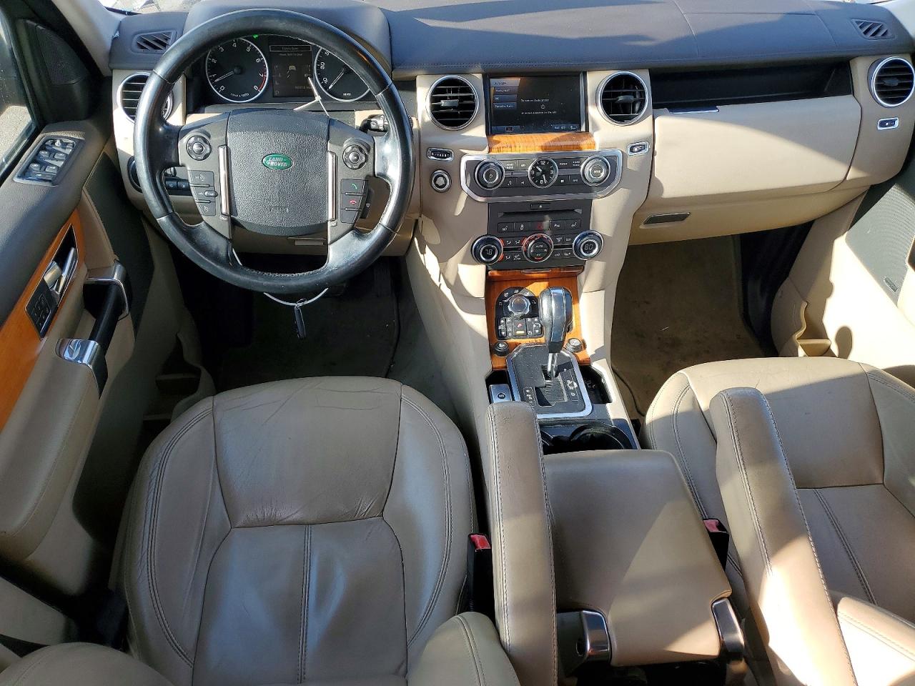 2011 LAND ROVER LR4 photo 8
