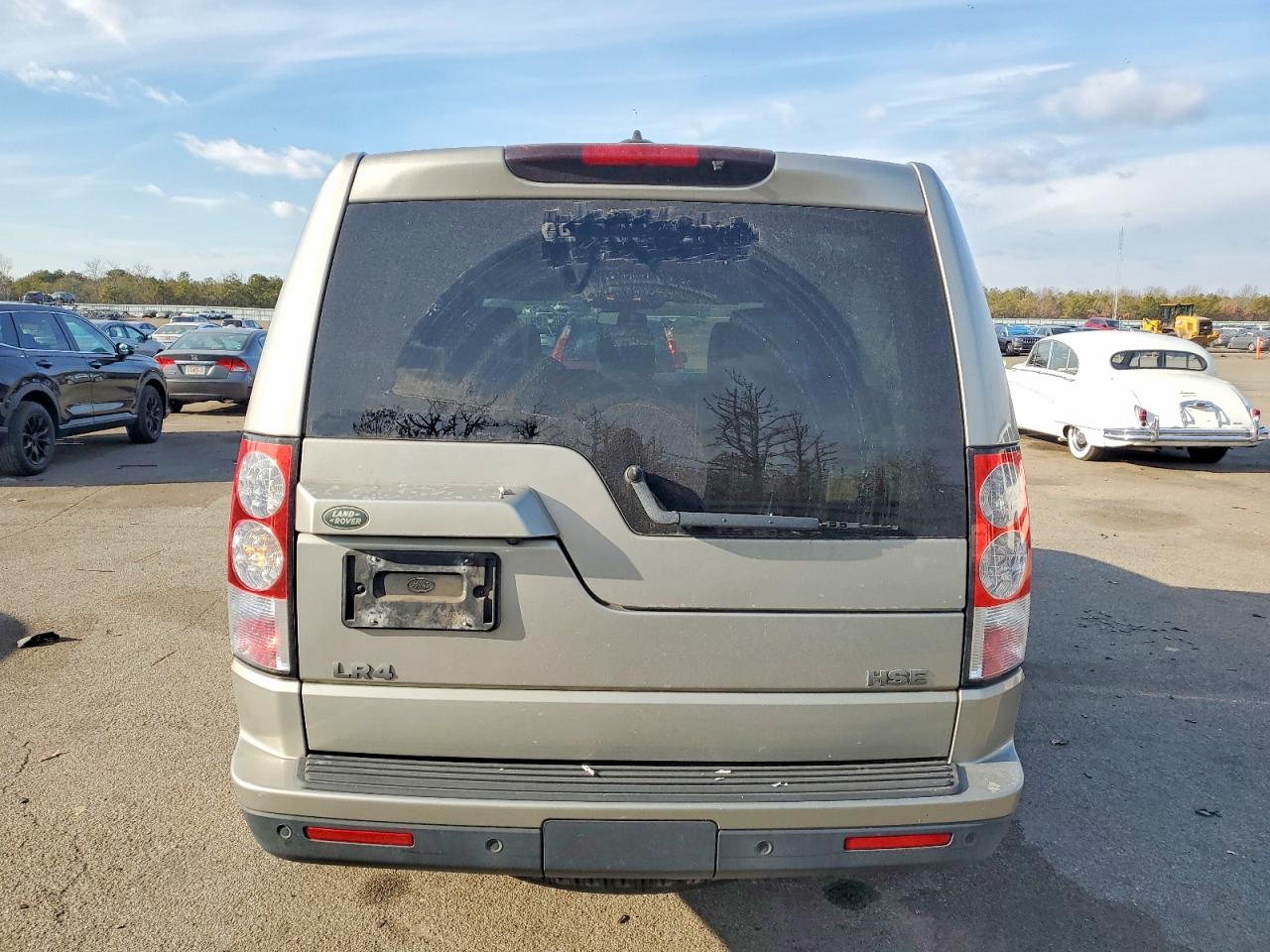 2011 LAND ROVER LR4 photo 6
