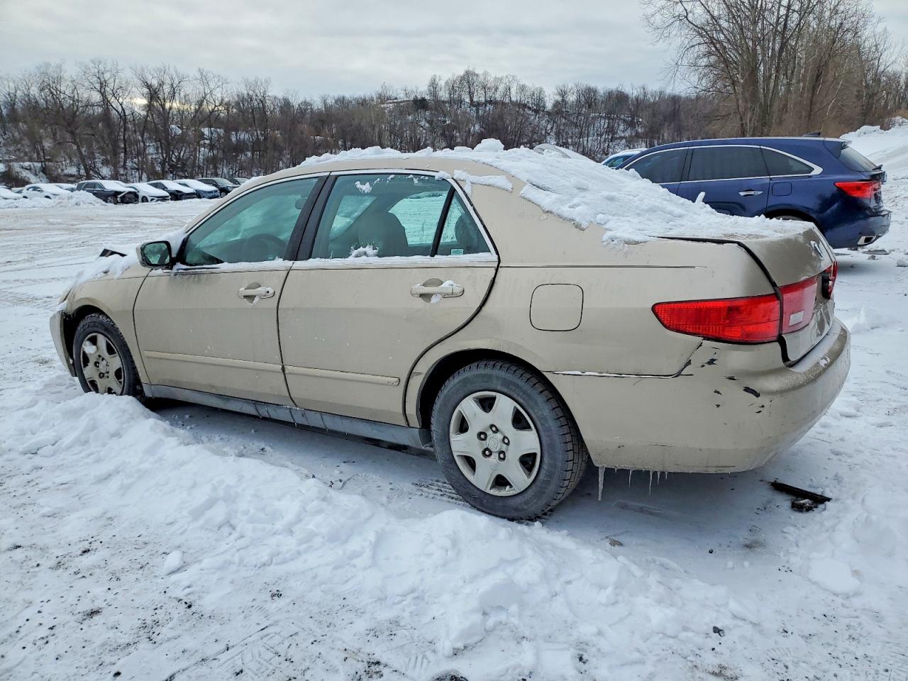 2005 HONDA ACCORD LX photo 2