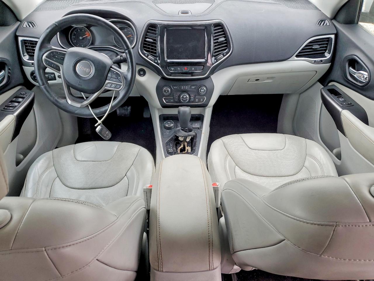 2019 JEEP CHEROKEE LIMITED photo 8
