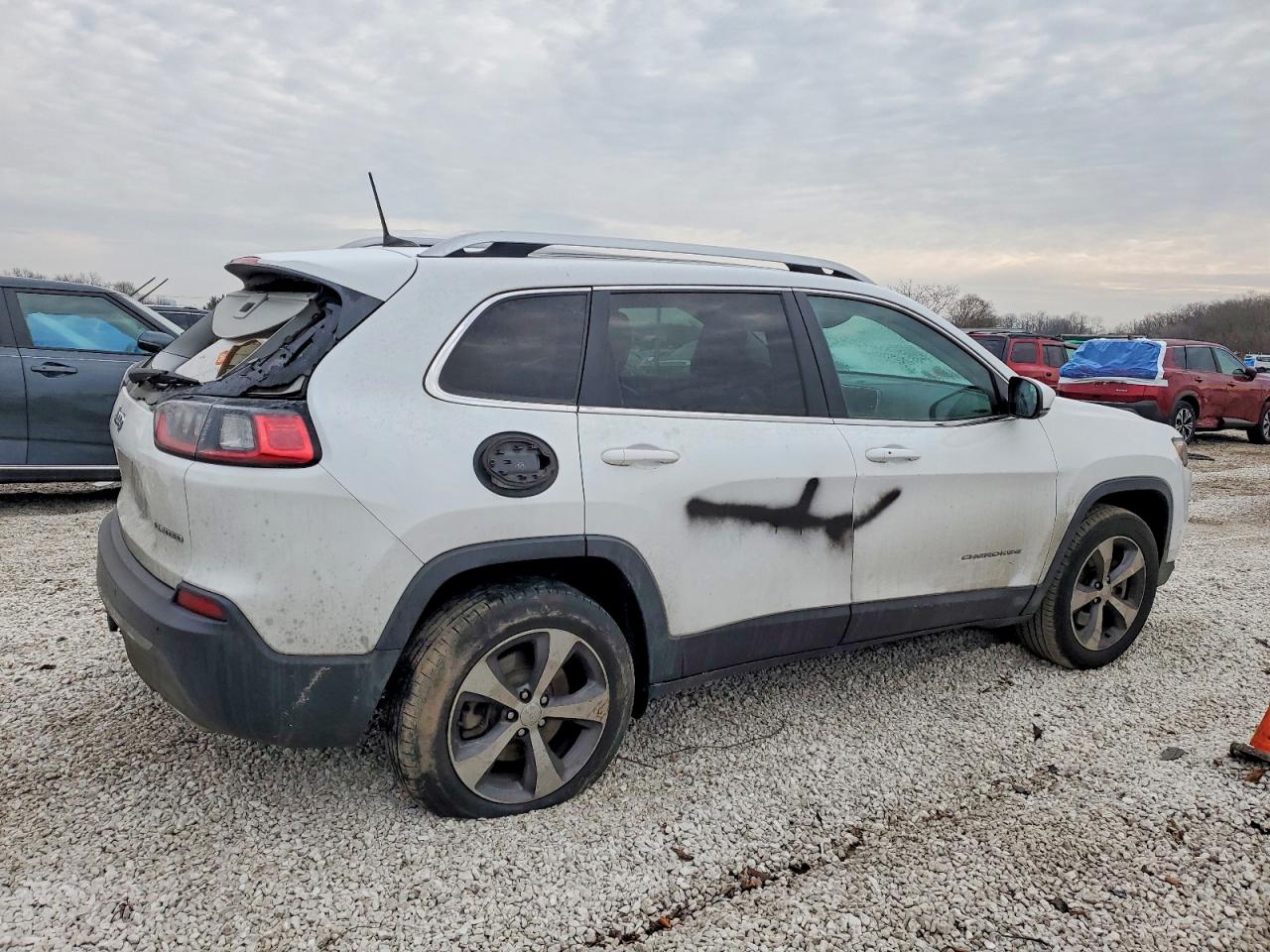 2019 JEEP CHEROKEE LIMITED photo 3