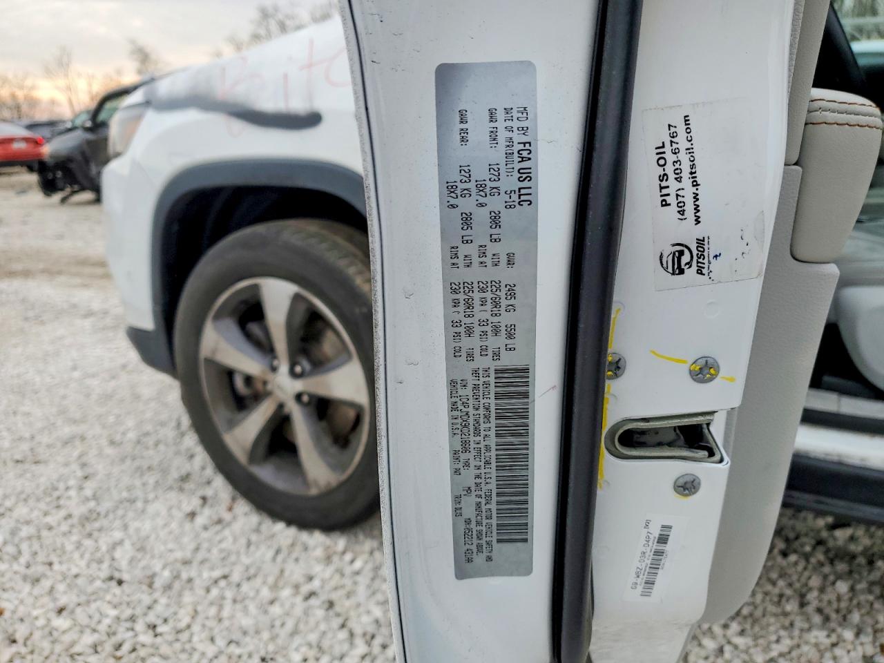 2019 JEEP CHEROKEE LIMITED photo 13