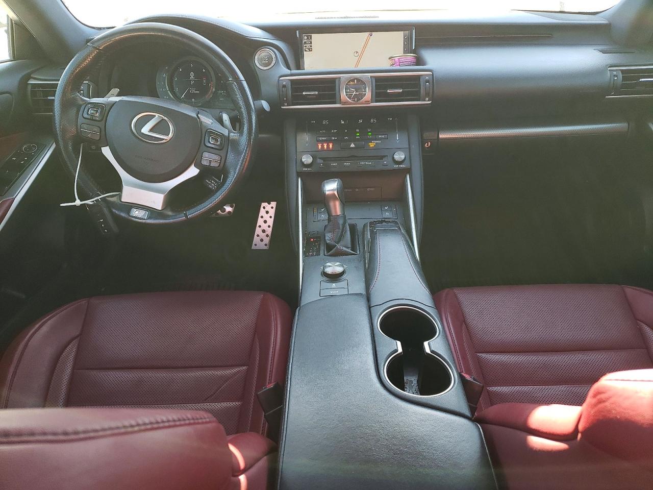 2018 LEXUS IS 300 photo 8