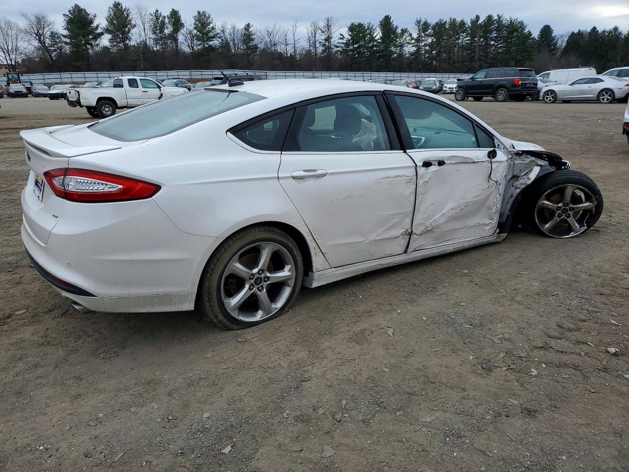 2016 FORD FUSION SE photo 3