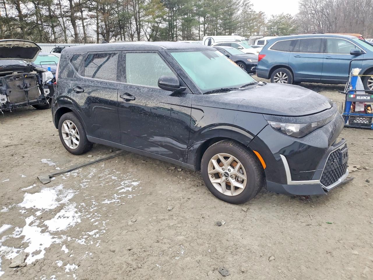 2024 KIA SOUL LX photo 4