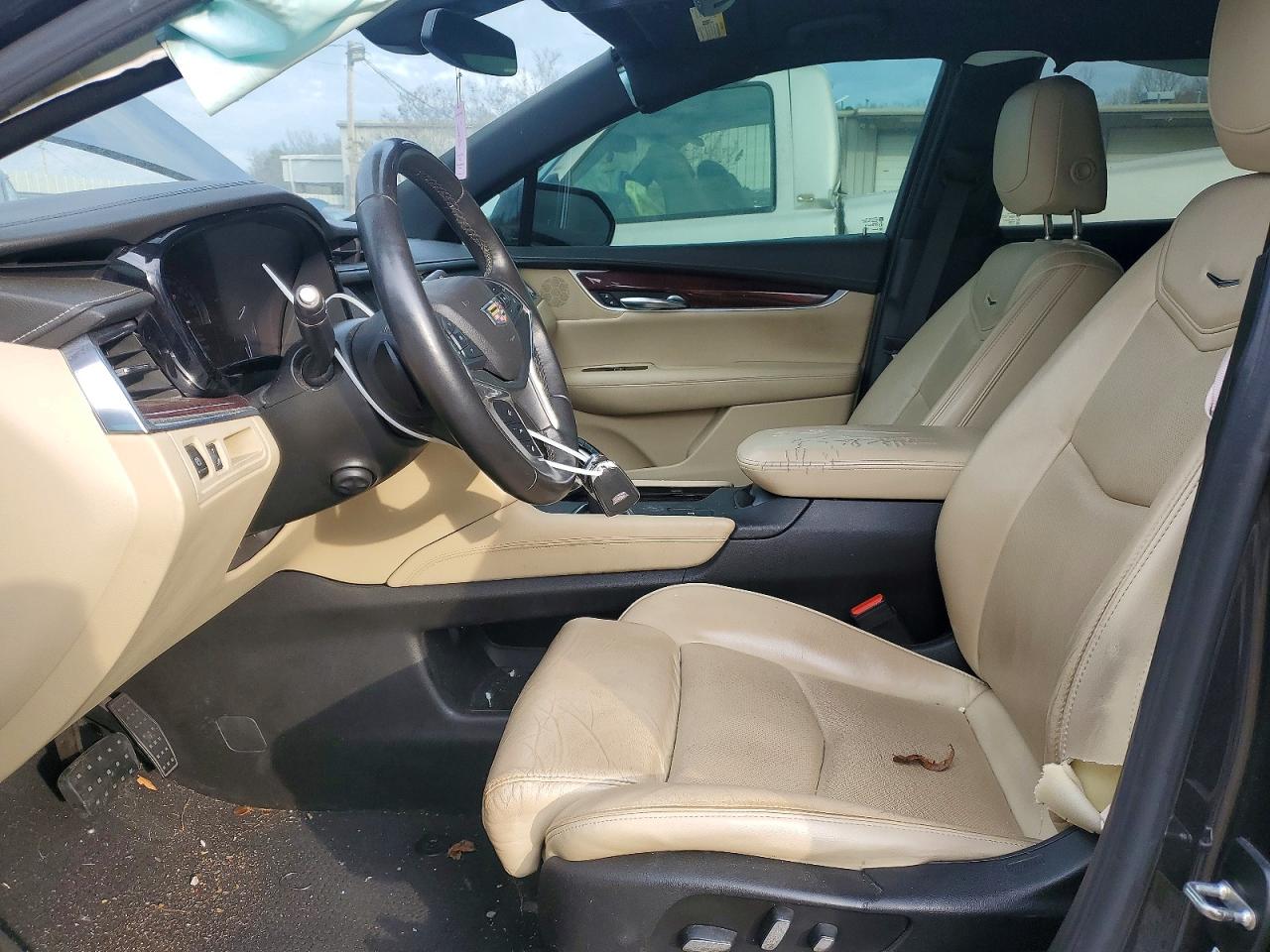 2017 CADILLAC XT5 LUXURY photo 7