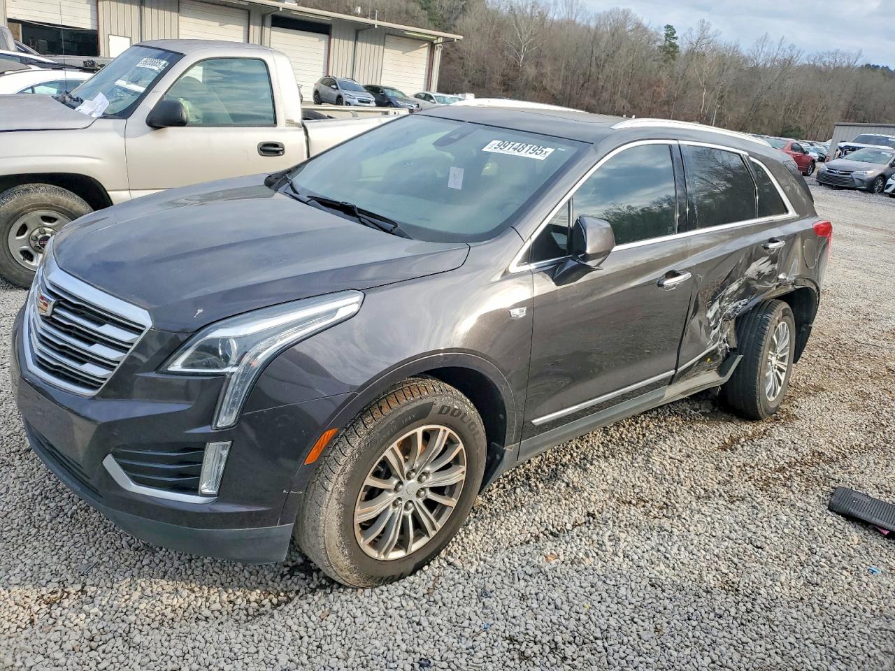 2017 CADILLAC XT5