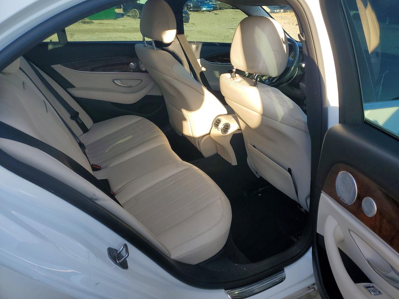2017 MERCEDES-BENZ E 300 4MATIC photo 19